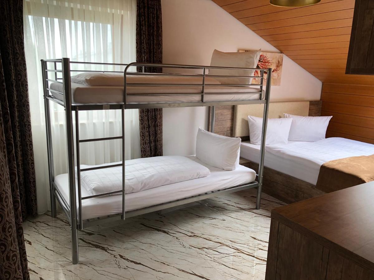 Ec Hotel Elchingen Eksteriør billede